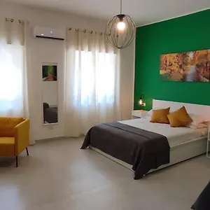 Manzoni 159 Bed & Breakfast