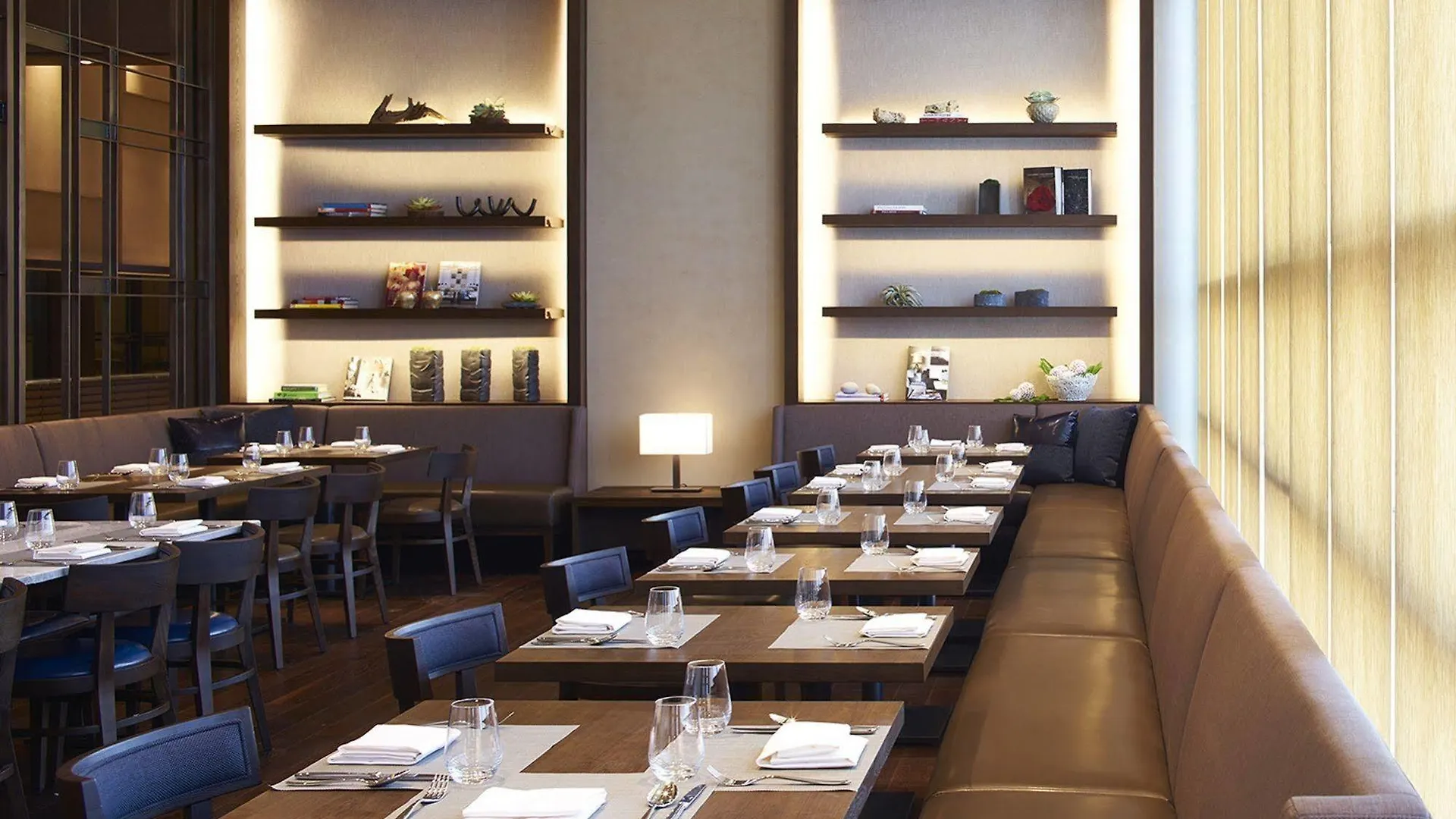 **** Otel Four Points By Sheraton Josun, Seoul Station Güney Kore